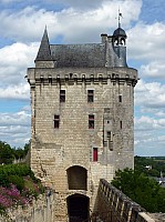 Chateau de Chinon_12.JPG